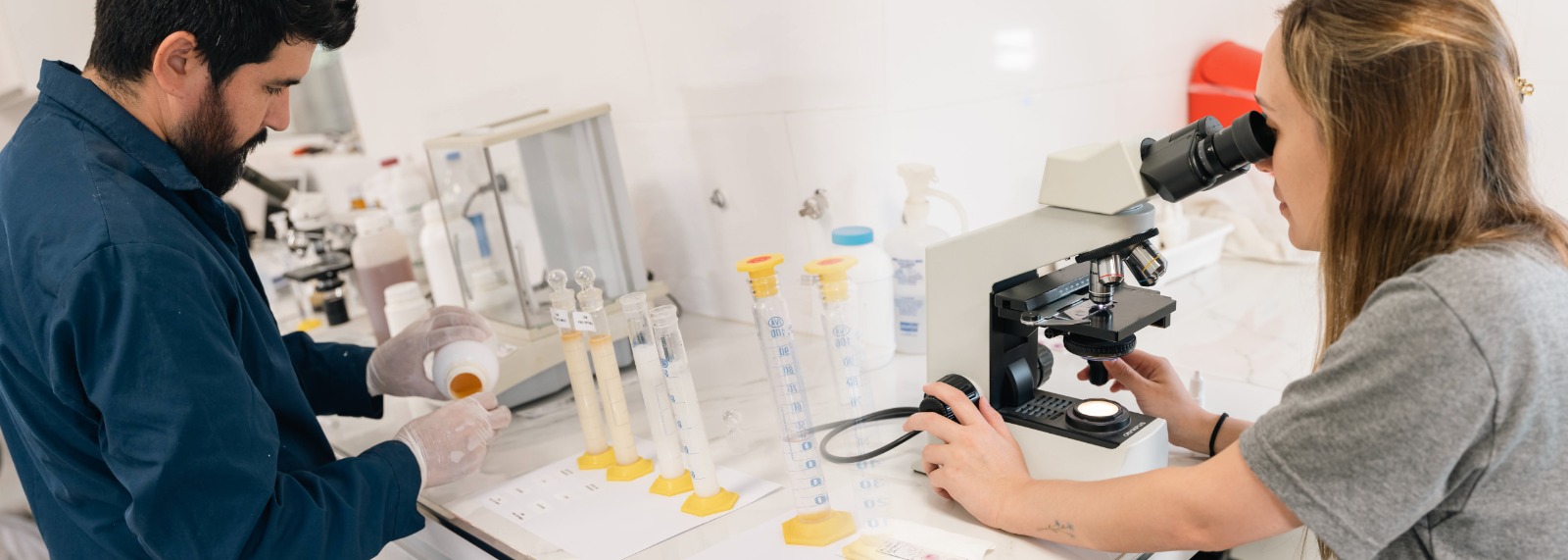 Laboratorio de control y análisis de Prodinsa